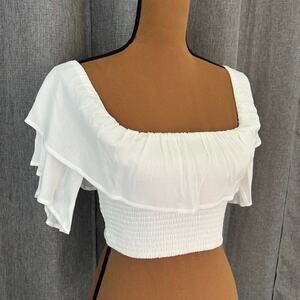 NWT White Off Shoulder Smocked Crop Top Size Small Fashion Nova